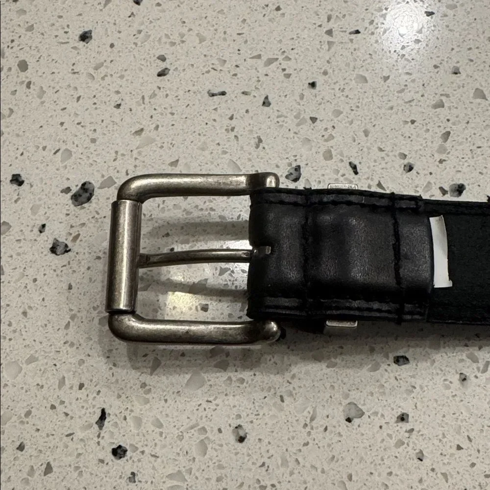 Dickies Genuine Men's Black Leather Belt Casual Work Sleek Size 44 NWOT